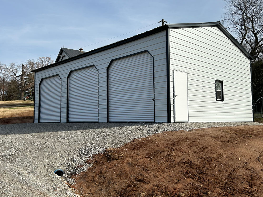 Fully Enclosed Three Bay Garage 26' x 41' x 12'